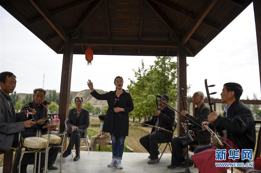 （图片故事）（2）唱秦腔有了&ldquo;新戏台&rdquo;