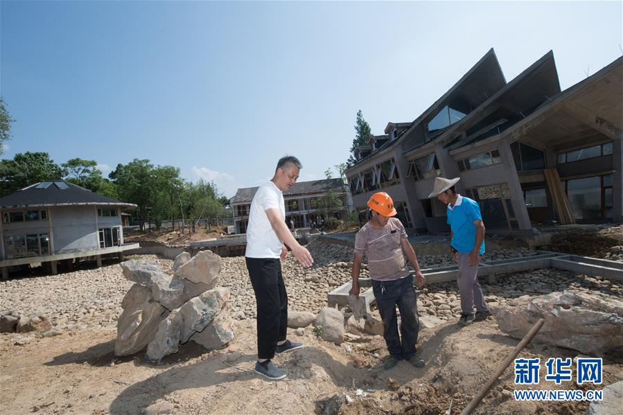 （图片故事）（12）浙江安吉：&ldquo;空心村&rdquo;变身&ldquo;民宿村&rdquo;