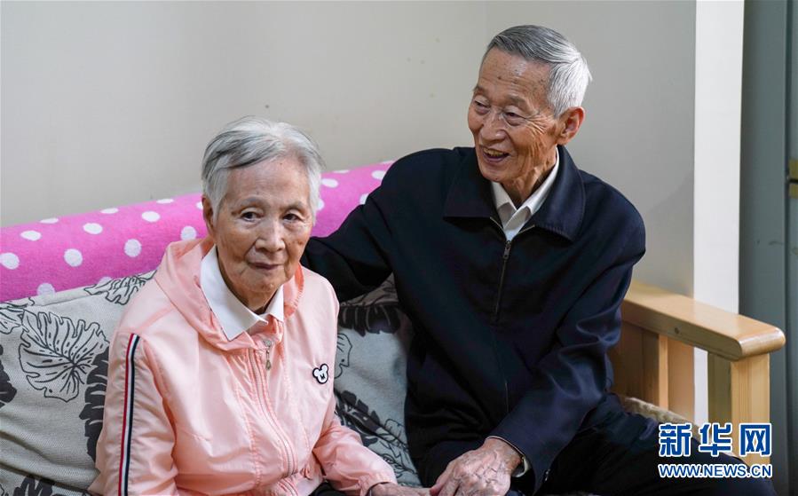 （新华全媒头条&middot;时代先锋&middot;图文互动）（9）传奇的英雄 无悔的忠诚&mdash;&mdash;记刑侦痕迹检验专家崔道植