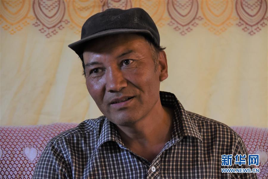 (图文互动)(2)吐木尔家最后一个农民