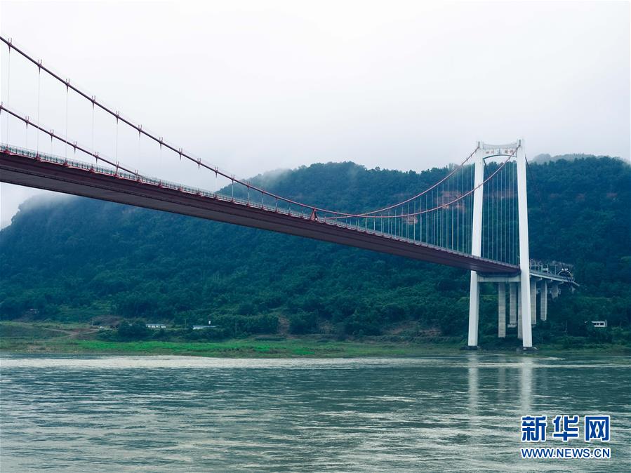 (图文互动)(1)清江一曲抱城流——“万里长江第一城”的环保观察