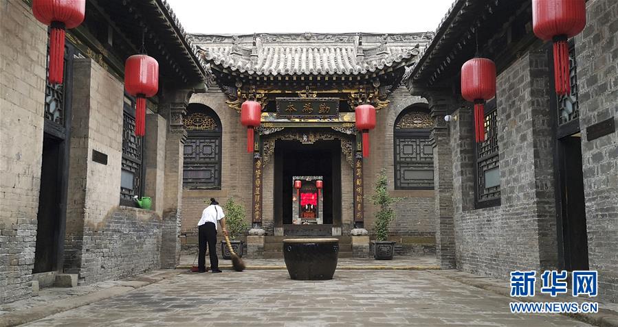 (图文互动)(3)乔家大院闭馆十天重新开馆:门票降价、景区内大部分商业店铺被拆除