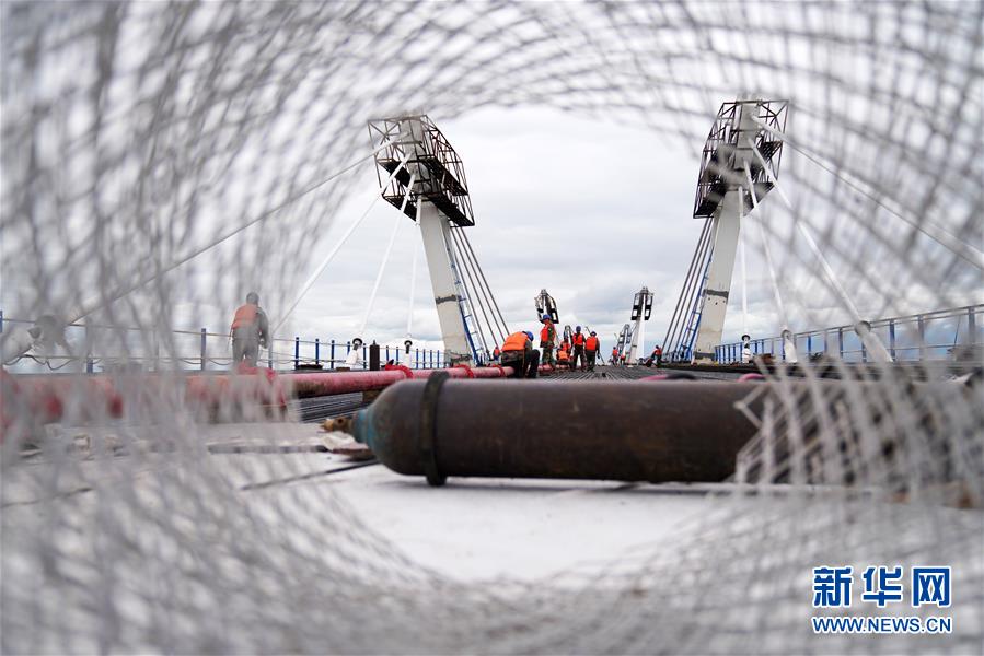 （镜观中国&middot;新华社国内新闻照片一周精选）（11）&ldquo;网&rdquo;中窥桥