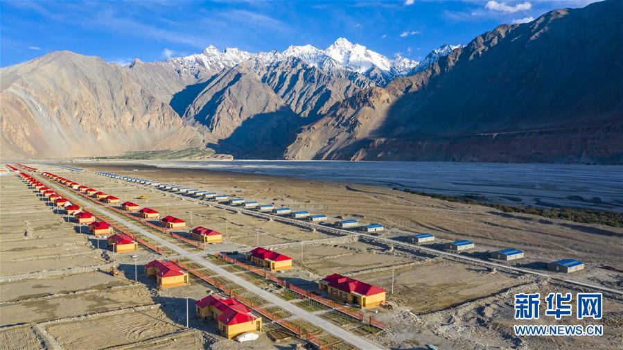 （决战决胜脱贫攻坚&middot;图文互动）（4）&ldquo;云端上的县城&rdquo;脱贫记