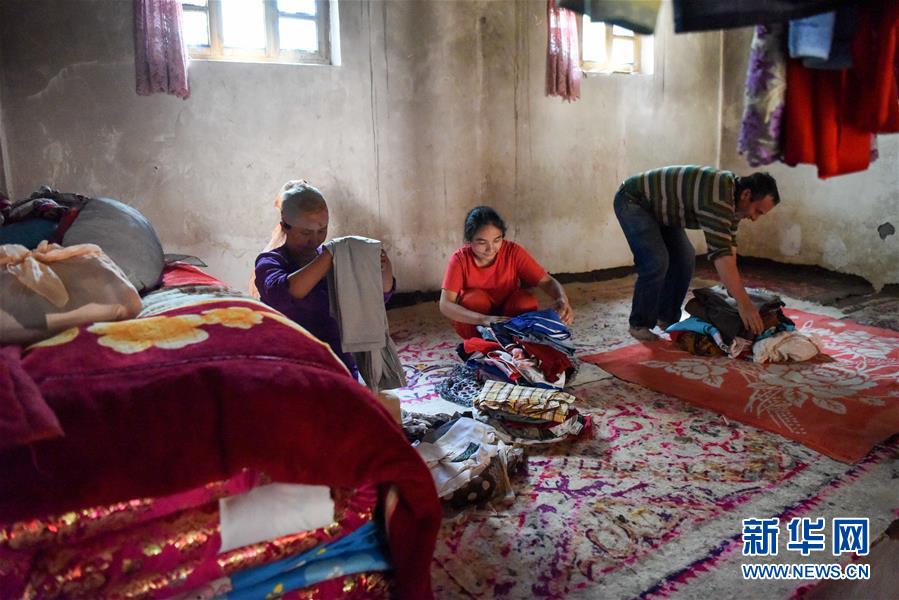 (决战决胜脱贫攻坚·图文互动)(6)抛在旧乡的“火墙”——新疆易地扶贫搬迁安置点见闻