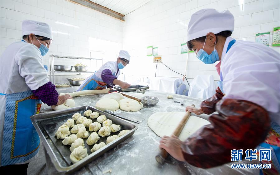 （社会）（5）宁夏西吉：农村学生免费营养午餐升级换代