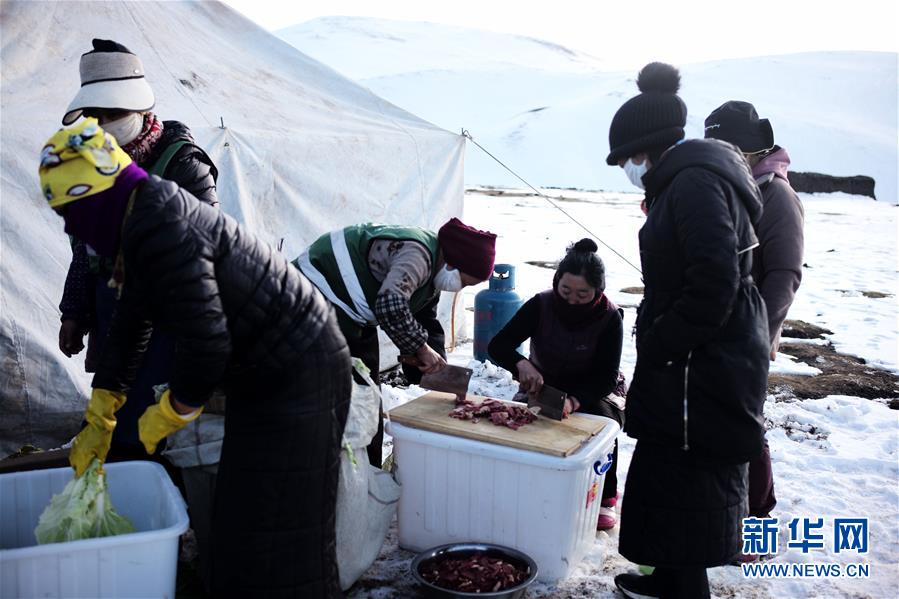 （图文互动）（5）回望天路：只留脚印一串串