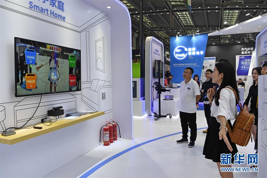 (新华全媒头条·图文互动)(8)触摸跳动的创新脉搏——从高交会看经济发展新动能