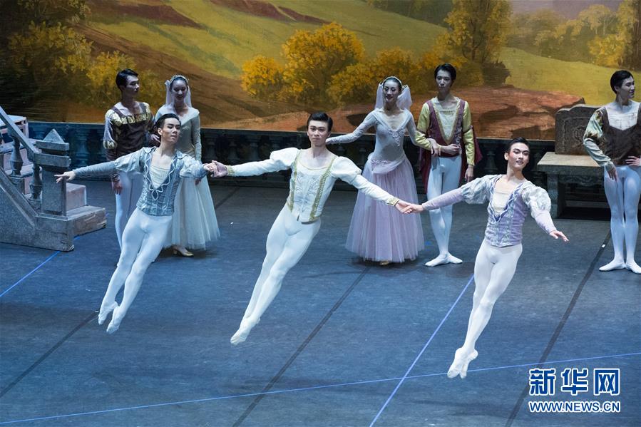（XHDW）（3）北京舞蹈學院在俄羅斯演出芭蕾舞劇《天鵝湖》