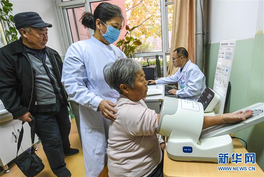 （健康）（1）河北大厂：60岁以上老人免费享受健康体检&ldquo;大餐&rdquo;