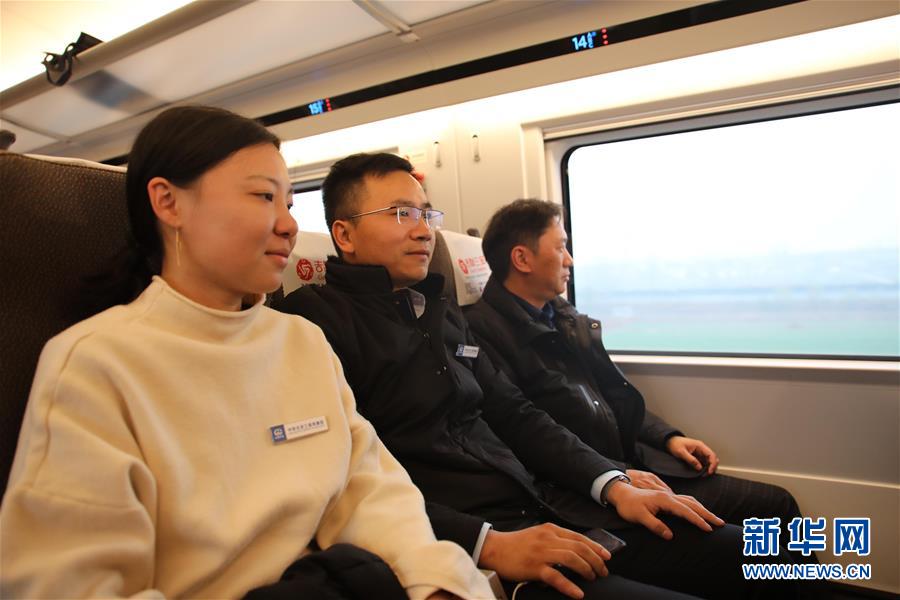 （经济）（9）京港高铁商合段、郑阜高铁开通运营