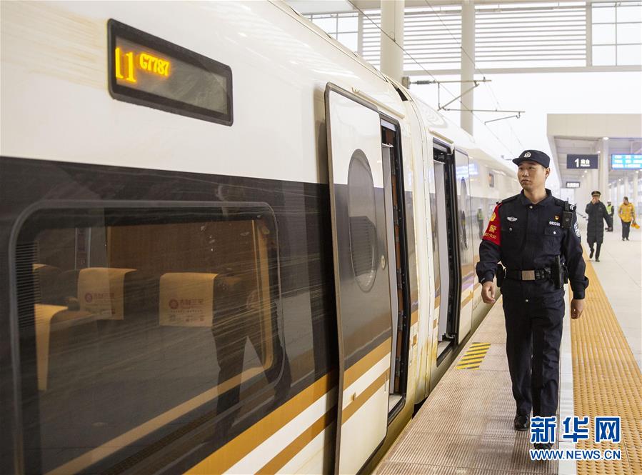 （經濟）（8）京港高鐵商合段、鄭阜高鐵開通運營