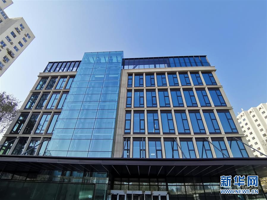 (京津冀在行动·图文互动)(1)“腾笼”后如何“换鸟”?看转型路上的北京“动批”