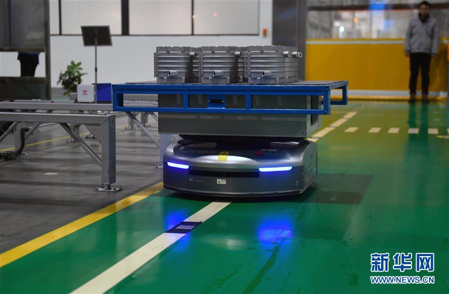 （新华全媒头条&middot;两会特别报道&middot;图文互动）（10）让奔涌的活水汇成高质量发展的大海&mdash;&mdash;从全国两会看奋进中国的发展活力