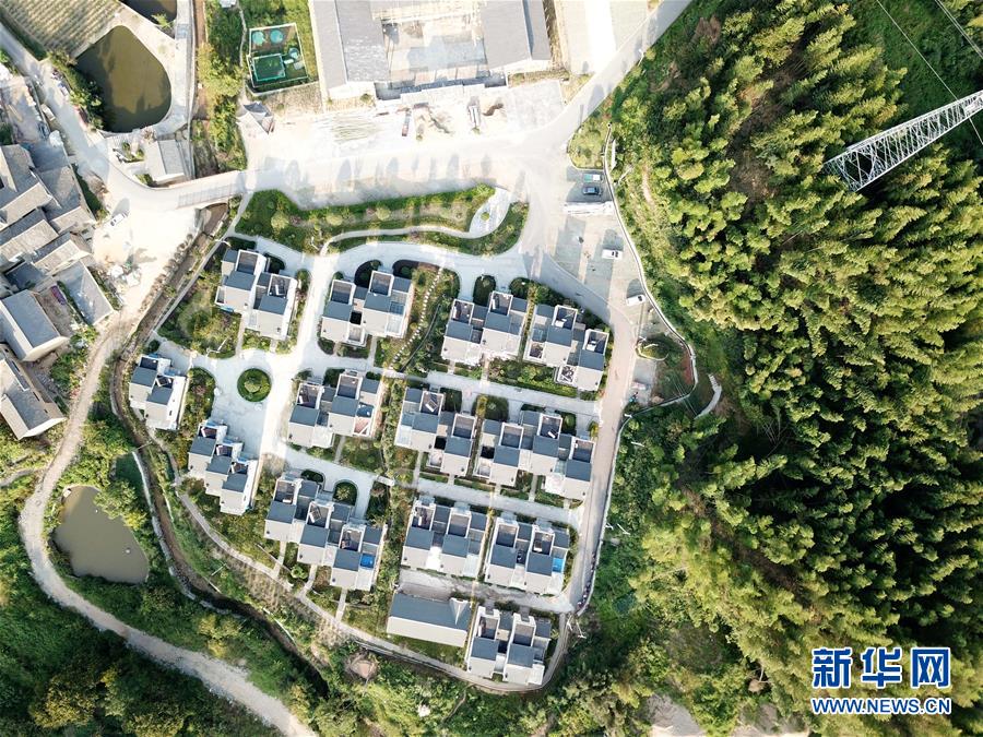 (新华全媒头条·在习近平新时代中国特色社会主义思想指引下——新时代新作为新篇章·总书记关切脱贫事·决胜贫困·图文互动)(8)坚决歼灭最后的贫困堡垒——写在决胜脱贫攻坚战开年之际