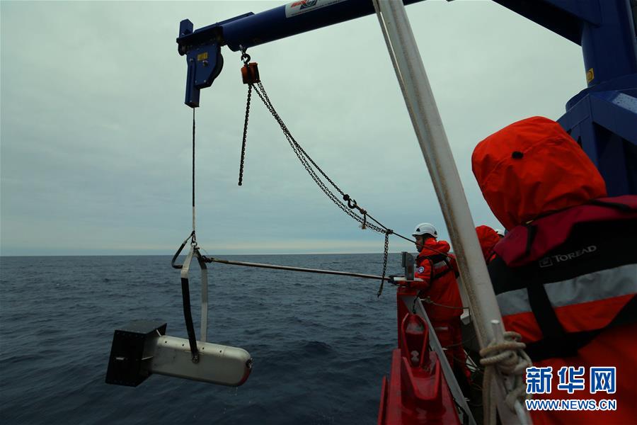 (“雪龙”探南极·图文互动)(1)中国南极考察队顺利完成宇航员海综合科考