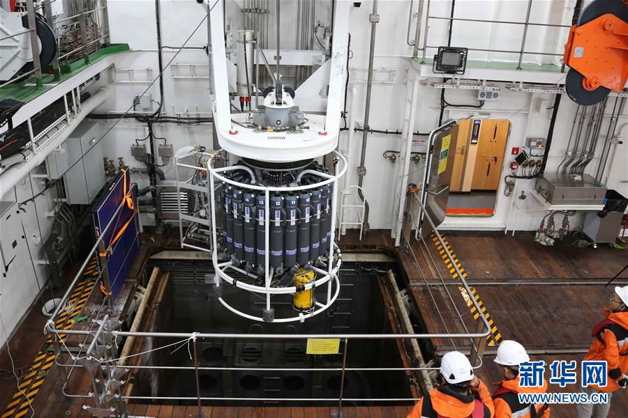 (“雪龙”探南极·图文互动)(4)中国南极考察队顺利完成宇航员海综合科考