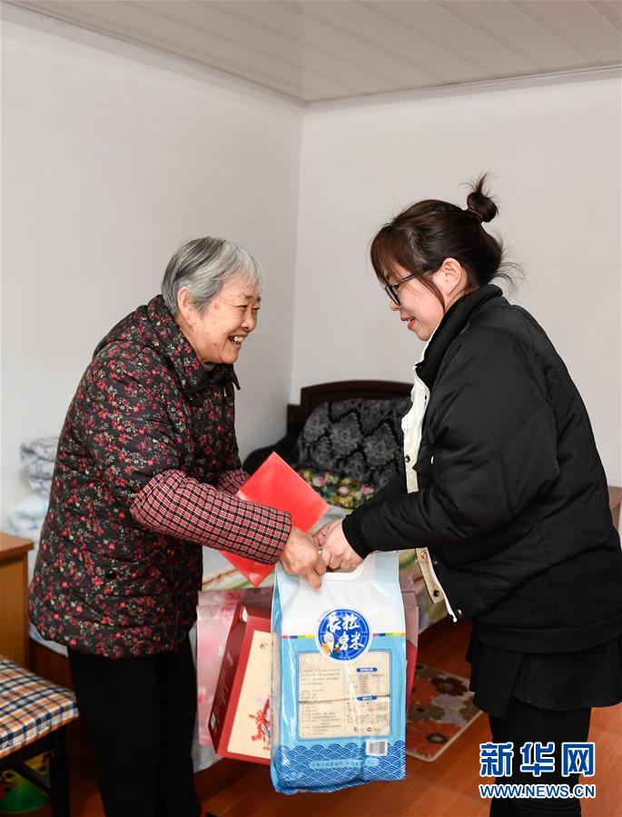 （社会）（2）浙江宁波：走访慰问送温暖