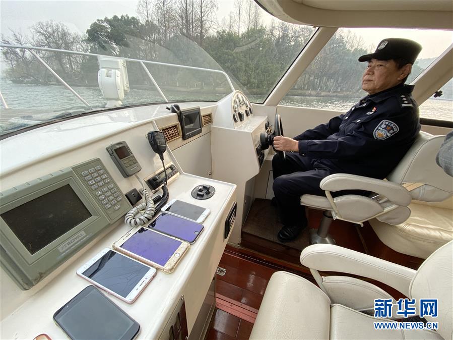 （图片故事）（3） “西湖捞哥”周翔军