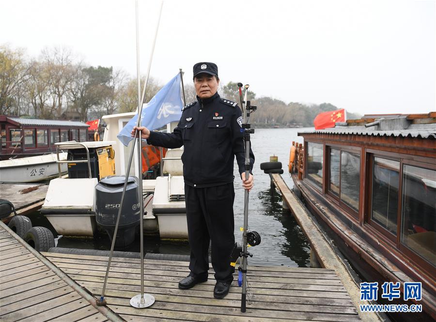 （图片故事）（7） “西湖捞哥”周翔军