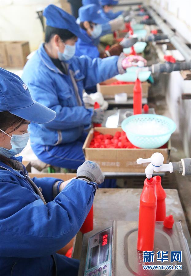 #（新型冠状病毒感染的肺炎疫情防控）（3）山西运城：加紧生产消毒液 增加市场供应