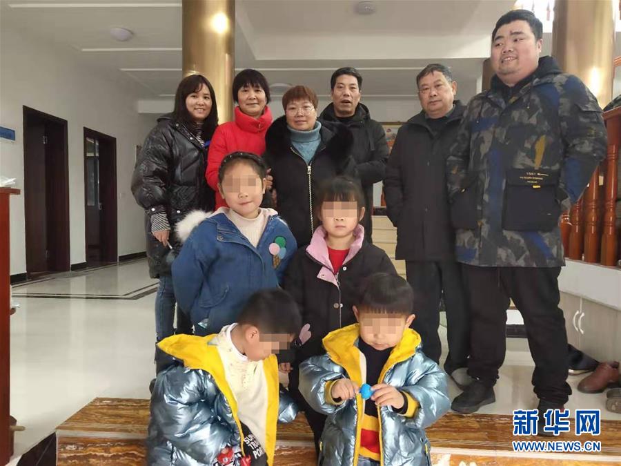 （聚焦疫情防控·圖文互動）（2）從武漢返鄉的一家人：“鄰里情割不斷，自行隔離是義務”