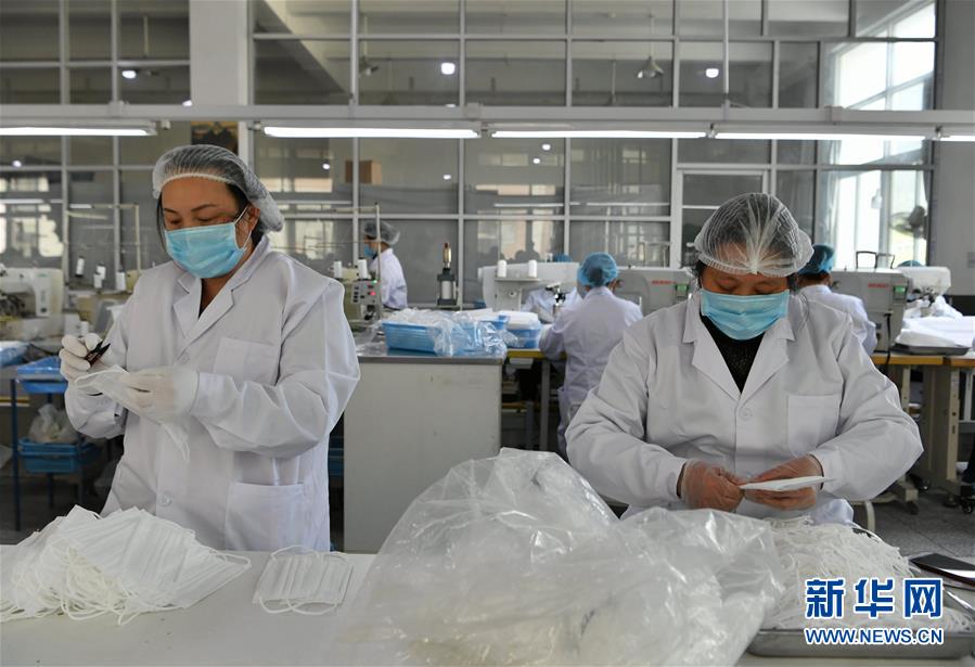 (聚焦疫情防控·图文互动)(3)“从零到100万”——福建莆田口罩生产攻坚记