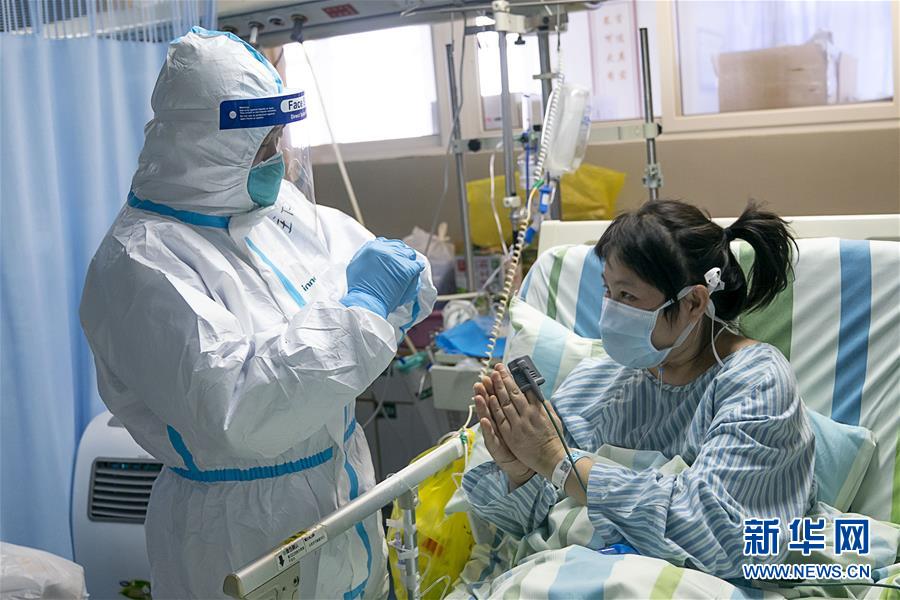 （新华全媒头条&middot;图文互动）（18）英雄的城市，英雄的人民&mdash;&mdash;写在武汉疫情防控胶着对垒的关键时刻