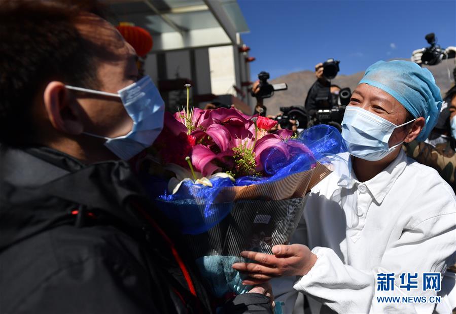 （聚焦疫情防控）（3）西藏唯一新冠肺炎患者治愈出院