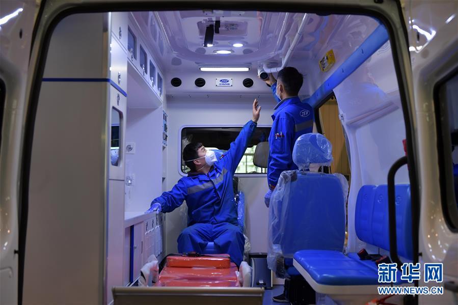 (在习近平新时代中国特色社会主义思想指引下——新时代新作为新篇章·习近平总书记关切事·图文互动)(3)科学的“硬核力量”——来自抗疫一线的报告