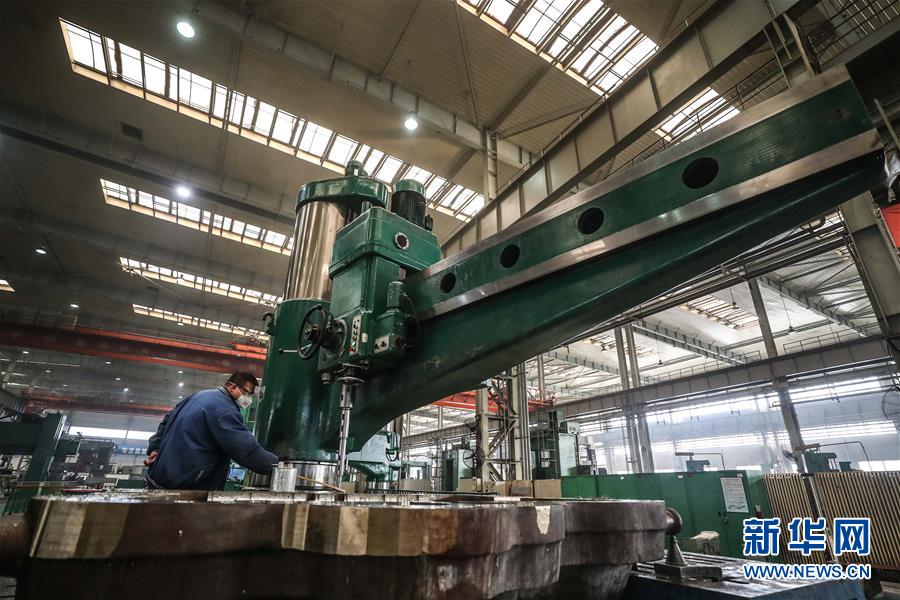 (图文互动)(6)科学有序开复工 政企携手渡难关——东北部分重点企业开复工见闻