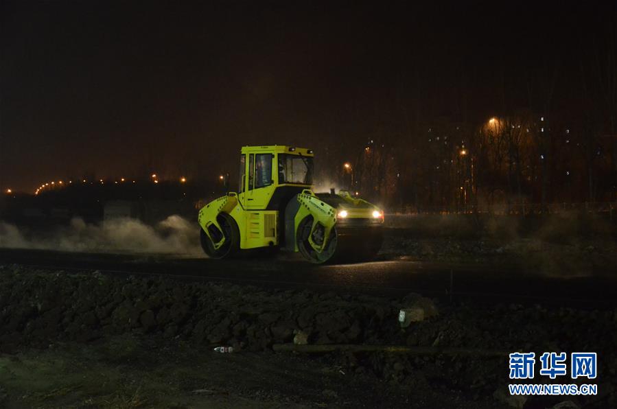 (聚焦疫情防控·图文互动)(2)斗严寒、战风雪:一线“交通卫士”抗疫群像