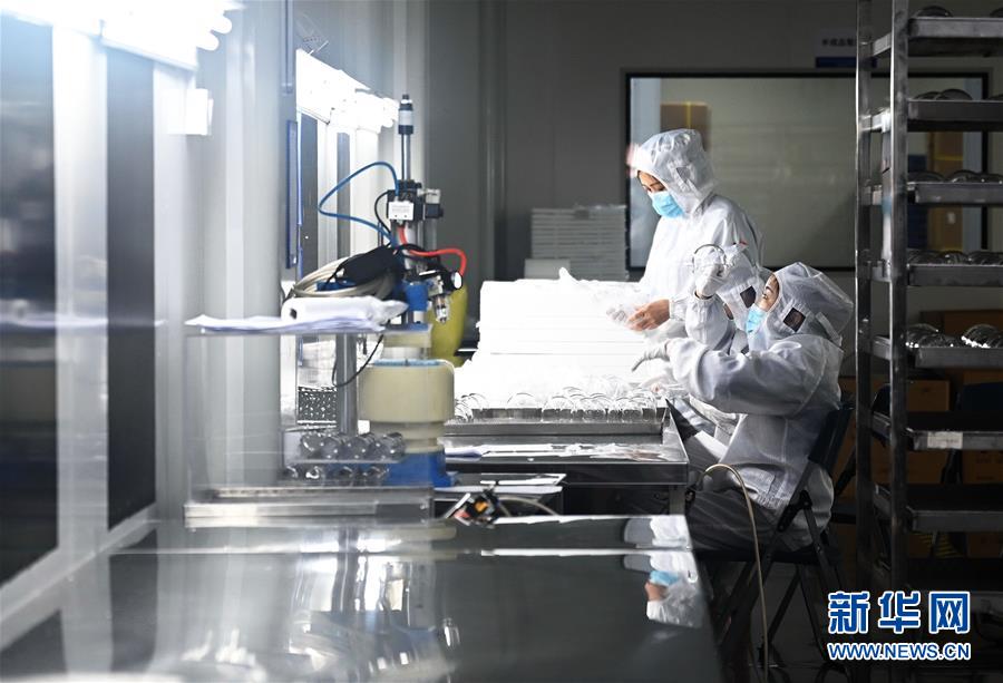 (来自经济前沿的故事·企业复工复产·图文互动)(5)“危机中发现新商机”——中国科技制造企业复工复产观察