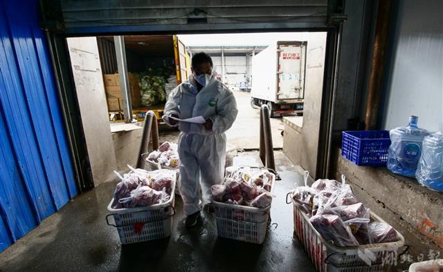 2082856_(新媒体组图附视频)应急车队司_3.jpg 2082856_(新媒体组图附视频)应急车队司_3.jpg