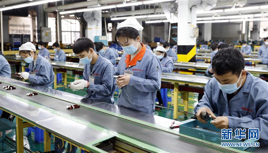 (抓好经济发展 应对复杂局面·图文互动)(4)在“家电之都”顺德看“中国制造”抗压前行