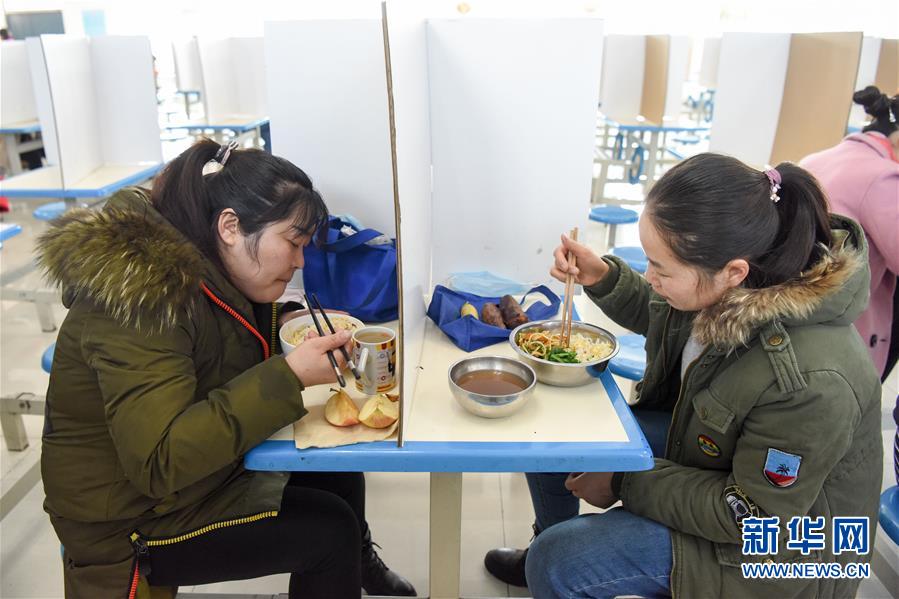 （图文互动）（9）防控不松劲，生产不停歇——新疆有序复工复产见闻