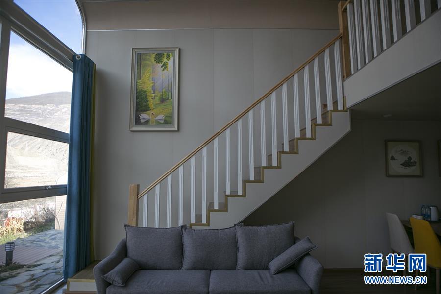 (图文互动)(5)交通建设让四川藏区发展再飞跃