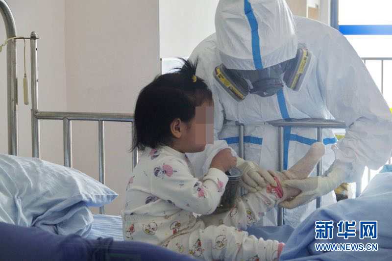 （聚焦疫情防控）（2）上海11例新冠肺炎患儿已全部出院