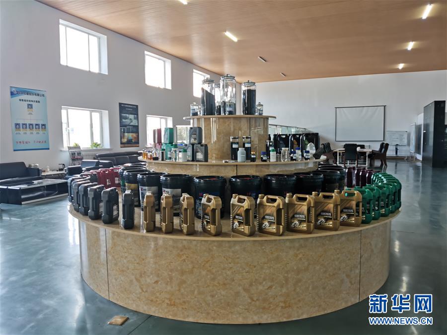 (图文互动)(1)产业变绿 石墨变金 环境变美——“煤城”三变孕育春的生机