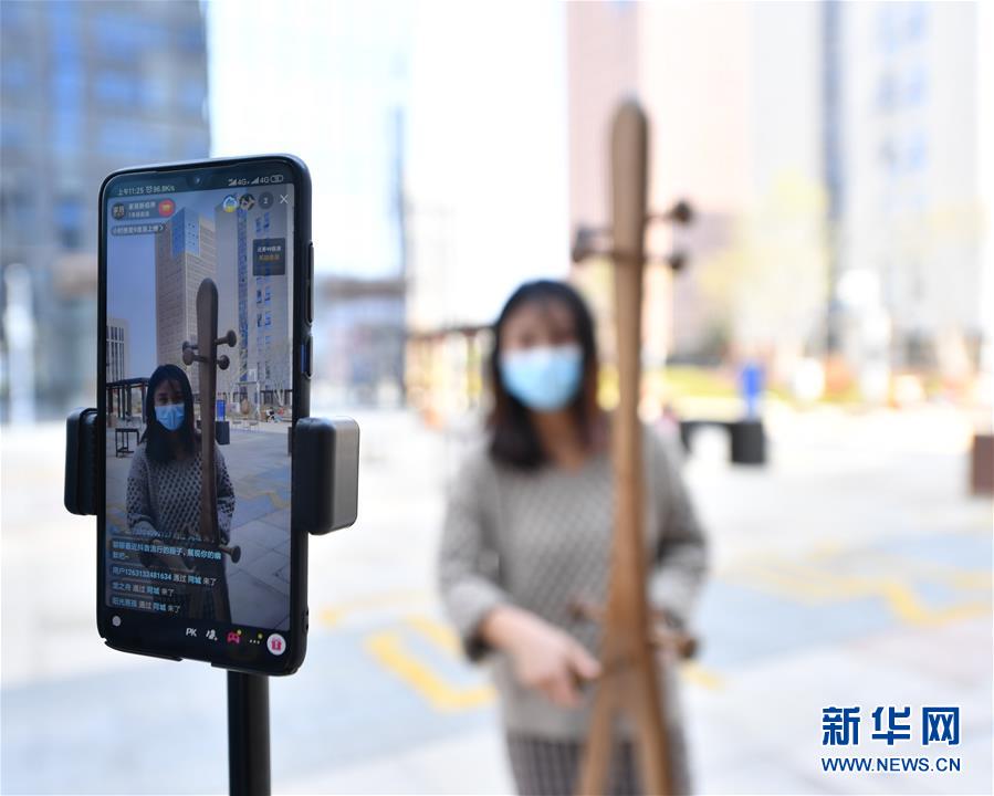 记者手记:战“疫”中增长,这些企业做对了什么?