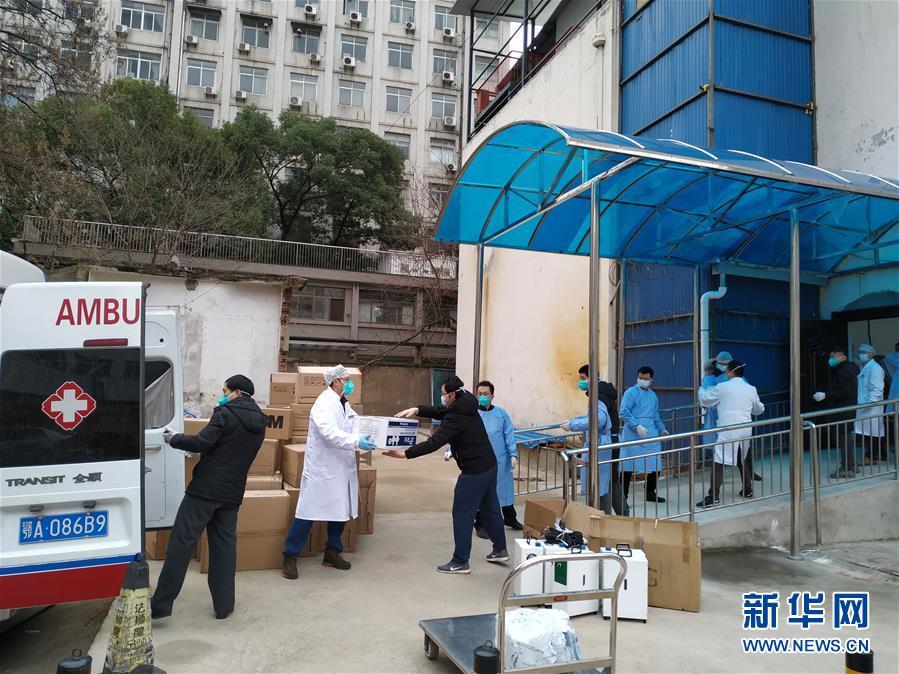 (在习近平新时代中国特色社会主义思想指引下——新时代新作为新篇章·习近平总书记关切事·图文互动)(6)化“危”为“机” 念好“新”字诀——各地产业发展“新”动向扫描