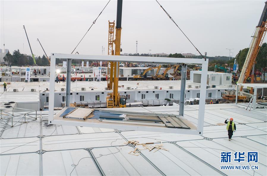 (新华全媒头条·图文互动)(4)致敬“沉默的英雄”——记武汉火神山雷神山医院的建设者