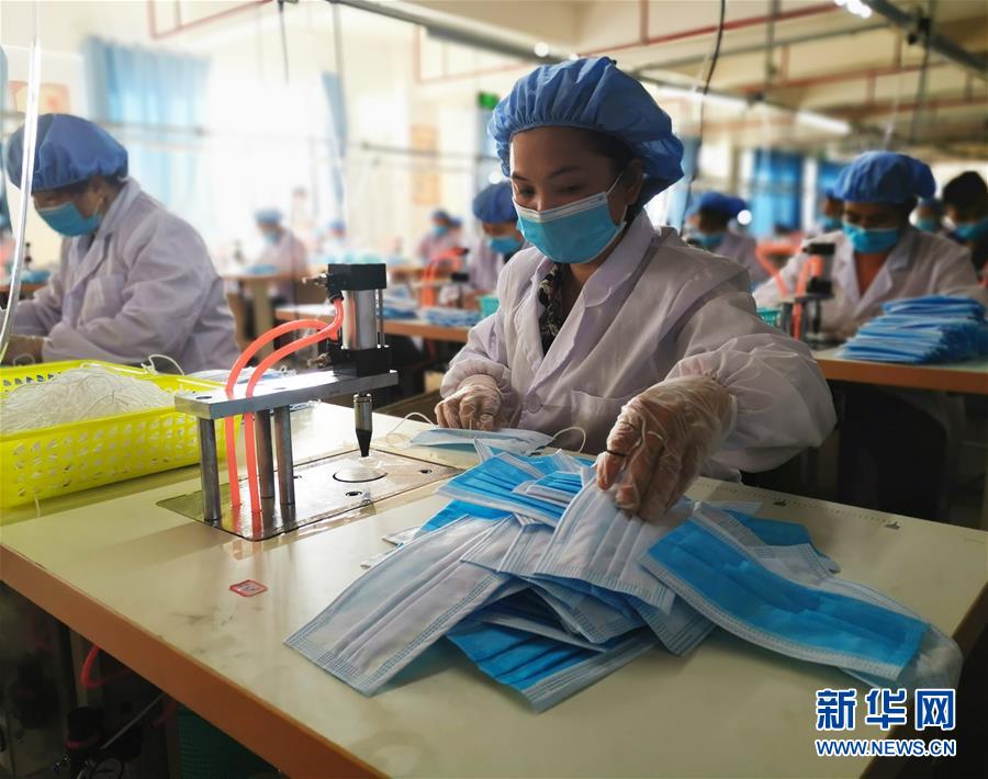 (决战决胜脱贫攻坚·图文互动)(1)贫困户的“收入账”——广西极贫县隆林各族自治县见闻