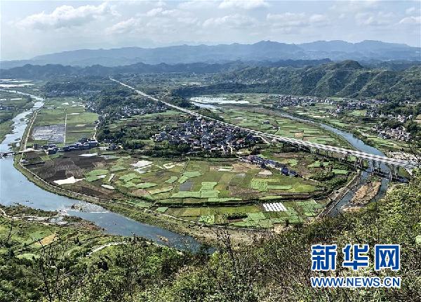 (新华网·图文互动)(3)记者手记:“深闺之美”孕育深情之歌