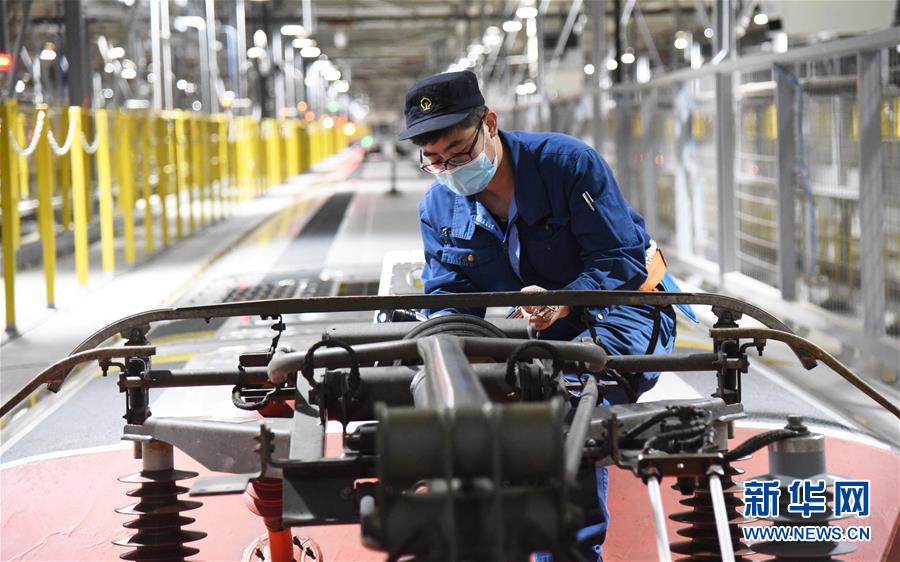 (图文互动)(2)“看不见”的劳动者