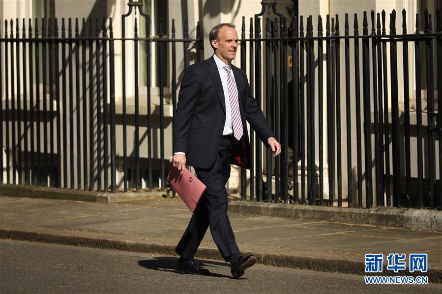 (国际疫情)(4)英国成欧洲首个新冠死亡病例超3万的国家