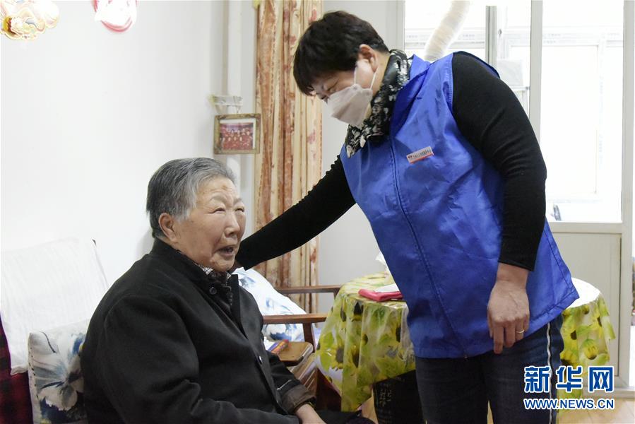 （在习近平新时代中国特色社会主义思想指引下&mdash;&mdash;新时代新作为新篇章&middot;习近平总书记关切事&middot;图文互动）（7）增强困难群众对疫情影响的抵抗力