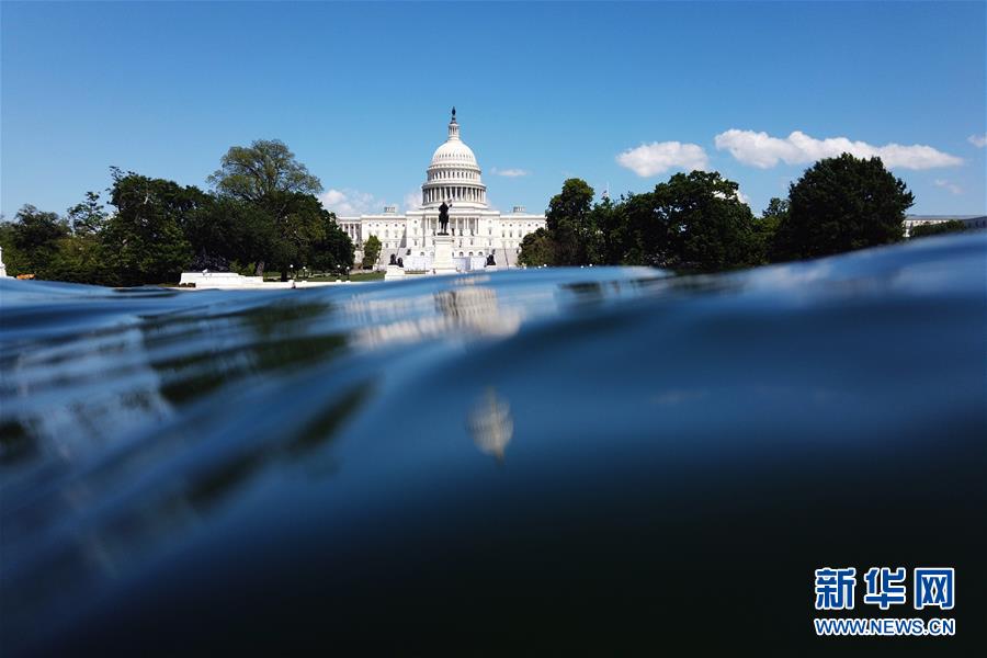 (国际疫情)(7)应对疫情冲击 美众议院通过3万亿美元援助计划
