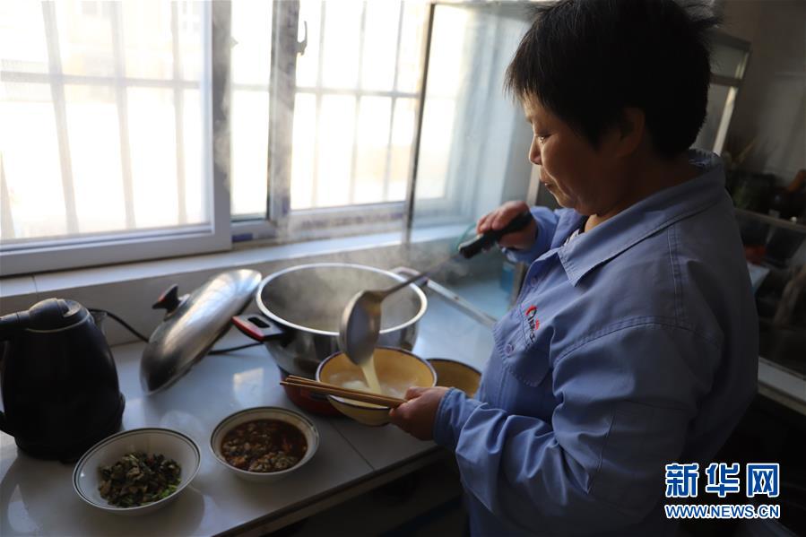 (决战决胜脱贫攻坚·图文互动)(3)暮投石壕村