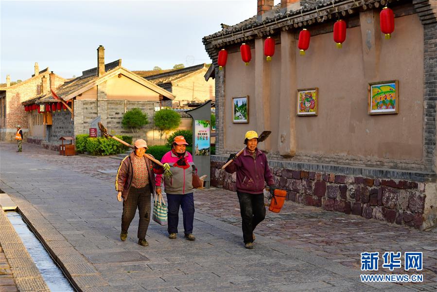 （社会）（12）从&ldquo;穷窝窝&rdquo;到风景区&mdash;&mdash;吕梁小山村&ldquo;搬&rdquo;出新未来